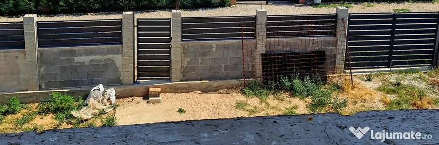 Casă cu 5 camere cu Teren 400 Mp în Malu Mare