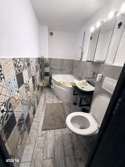 Apartament cu 3 camere, mobilat în Tei