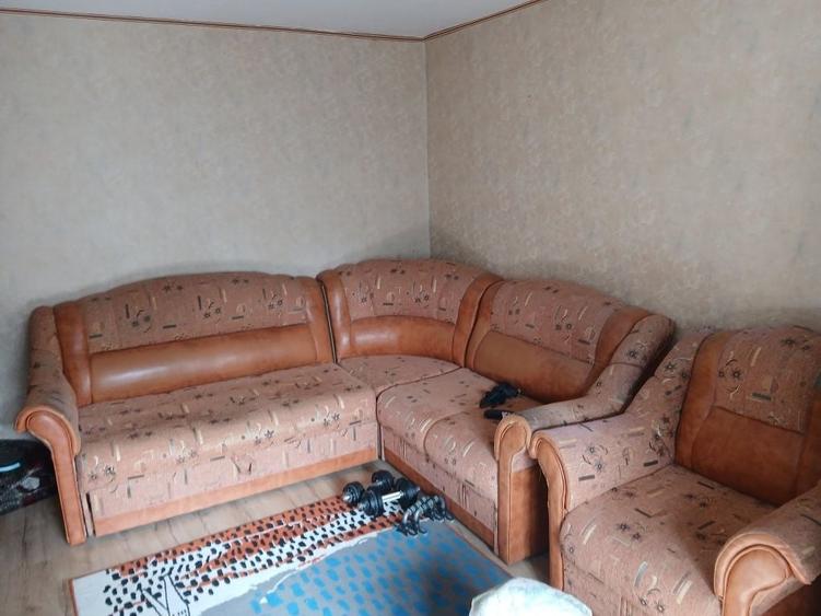 Apartament cu 3 camere decomandat în Sebastian