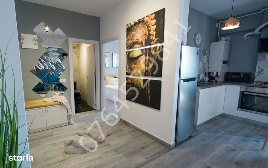 Apartament cu 2 camere decomandat, mobilat în Central