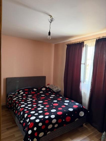 Casă individuală cu 3 camere cu Canalizare în Lascăr Catargiu