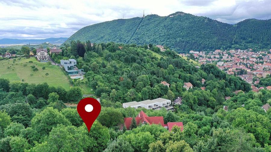 Teren Construcții intravilan de 2700 mp, în Drumul Poienii