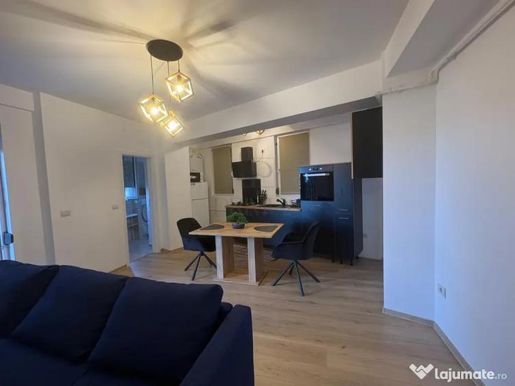 Apartament cu 2 camere semidecomandat în Aradului