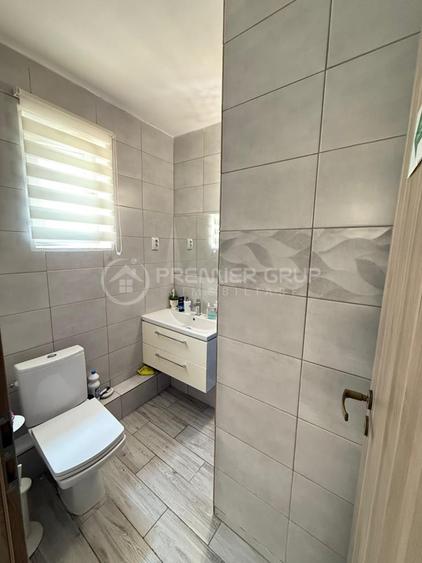 Apartament cu 3 camere decomandat în Tătărași