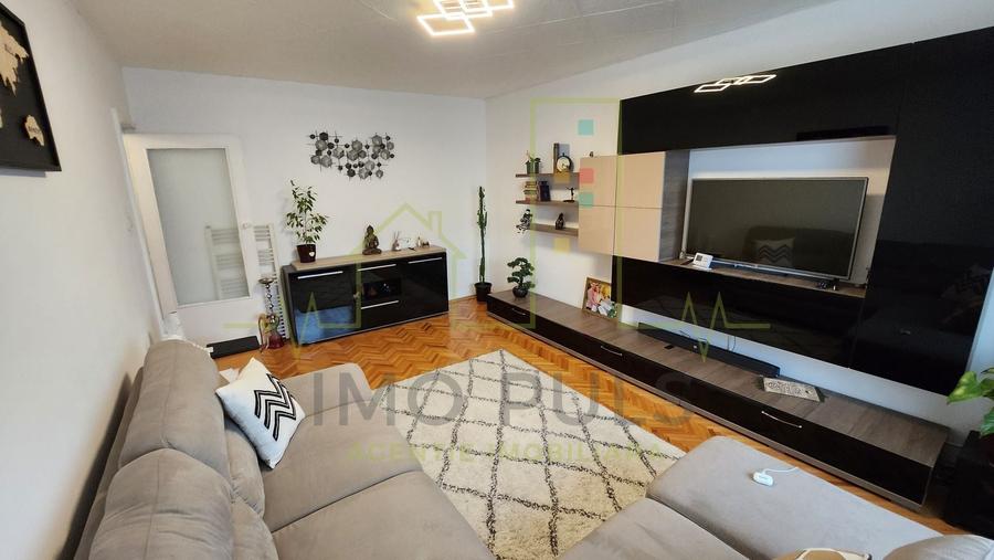 Apartament cu 2 camere decomandat, mobilat în Girocului
