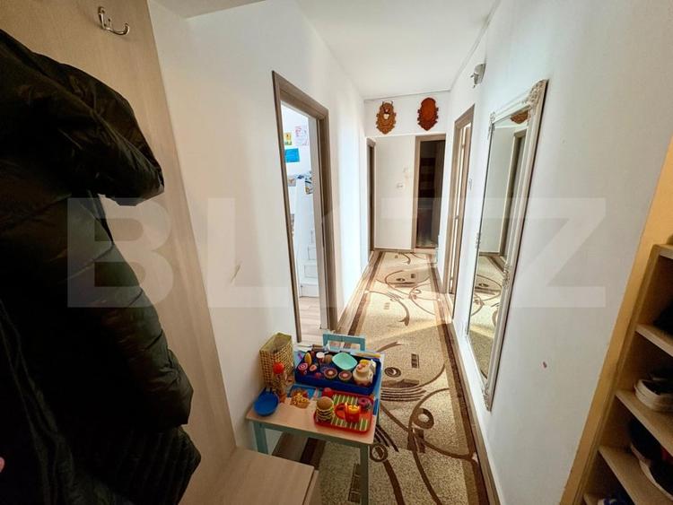 Apartament cu 3 camere decomandat, mobilat în Sângeorgiu de Mureș