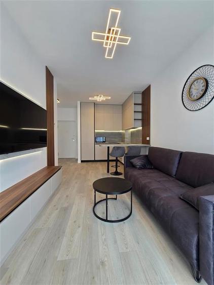 Apartament cu 2 camere decomandat în Podu Roș