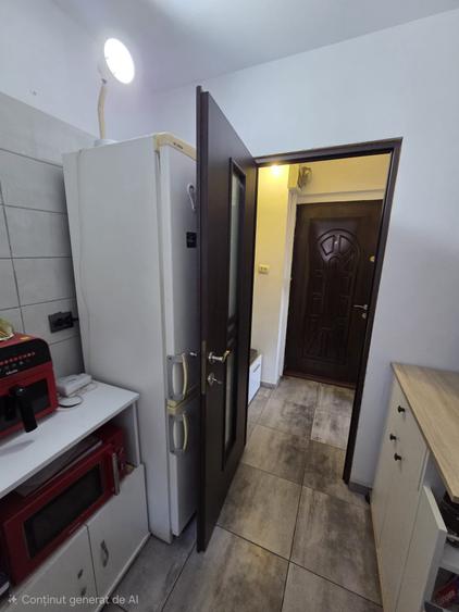 Apartament cu 2 camere semidecomandat în Titan