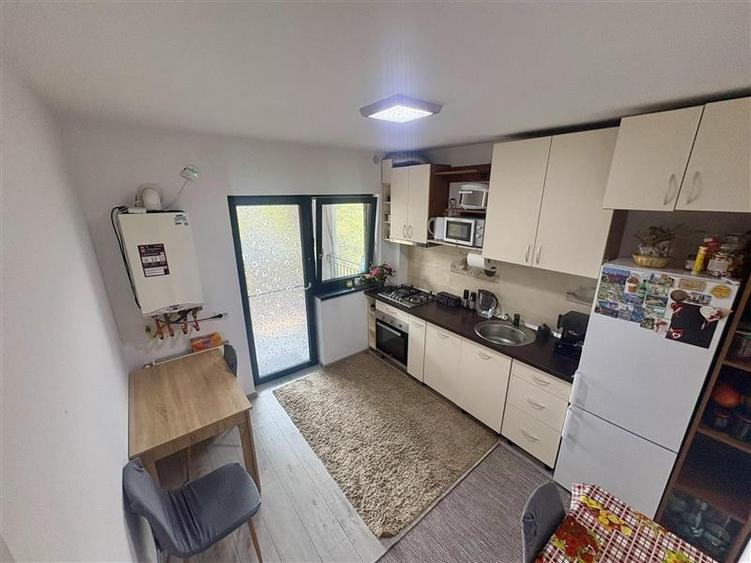 Apartament cu 2 camere decomandat în Bucium