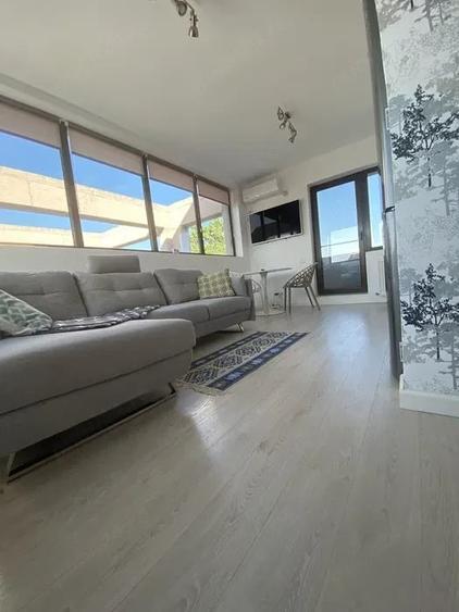 Apartament cu 2 camere decomandat în Boreal
