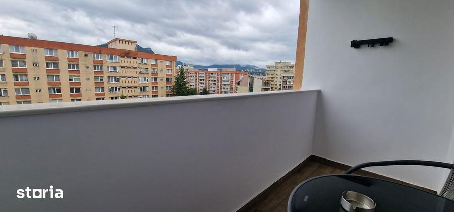 Apartament cu 2 camere semidecomandat, mobilat în Centrul Civic