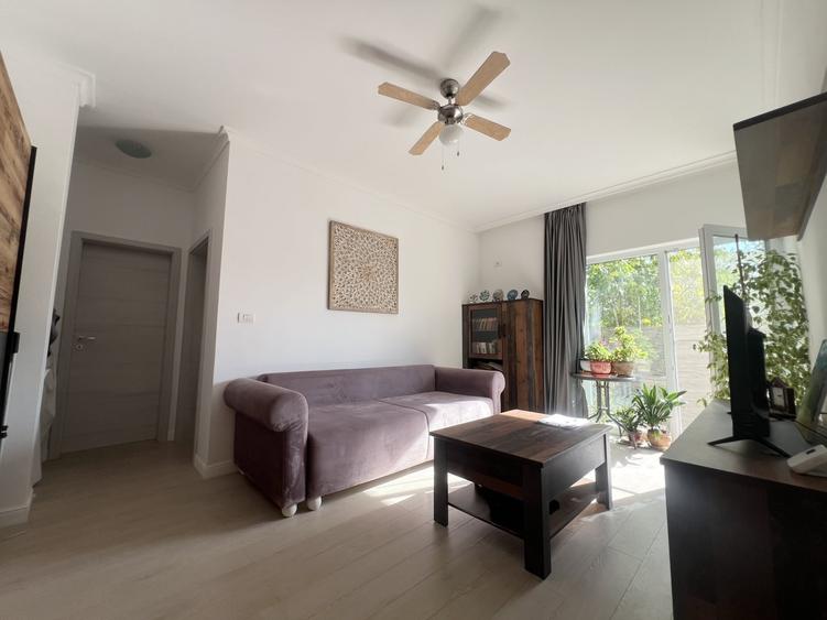 Apartament cu 2 camere semidecomandat, mobilat în Chișoda