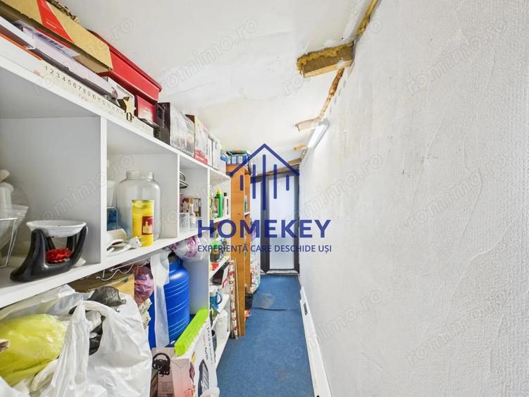 Apartament cu 3 camere semidecomandat, mobilat în Central