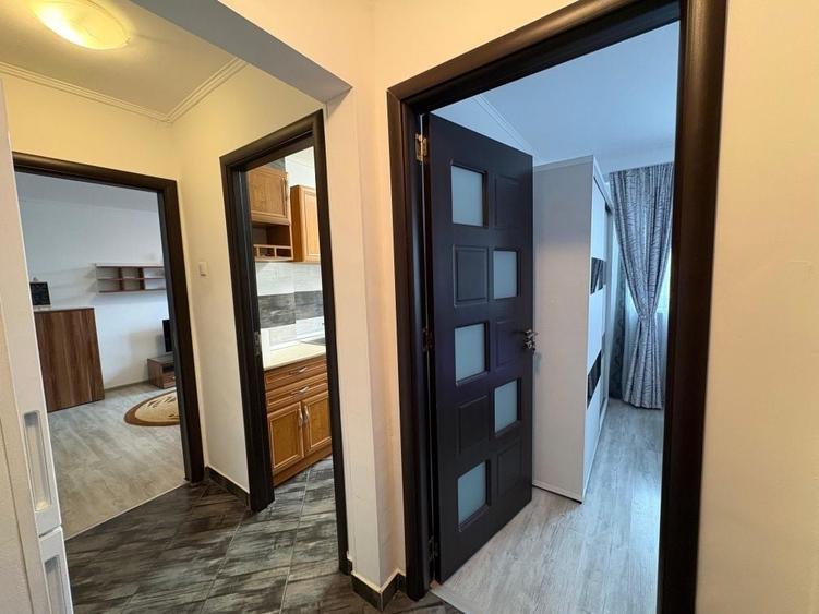 Apartament cu 2 camere decomandat în Drumul Taberei