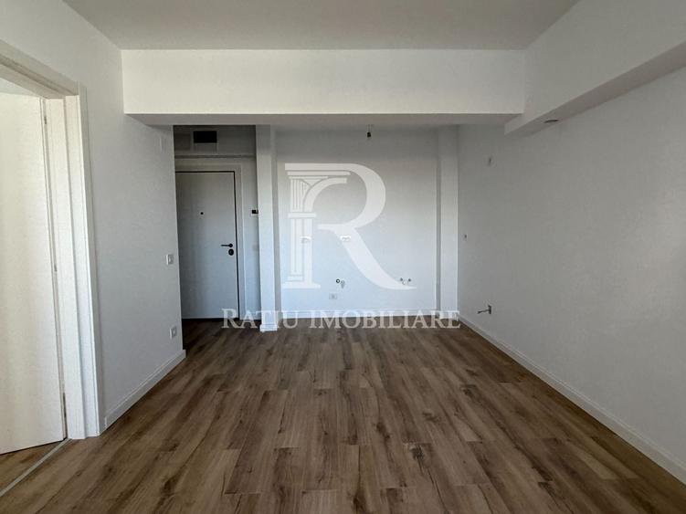 Apartament cu 2 camere nedecomandat în Nufărul