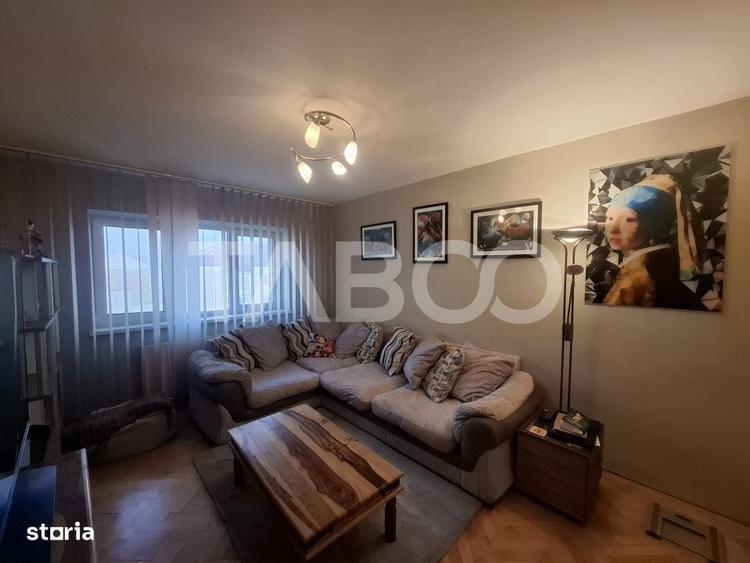 Apartament cu 4 camere decomandat în Central