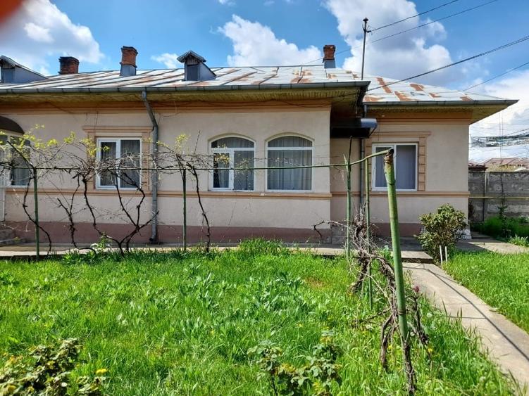 Casă individuală cu 5 camere cu Teren 1260 Mp în Afumați