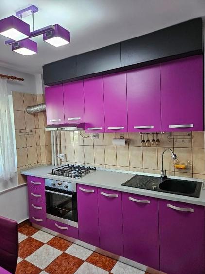 Apartament cu 2 camere semidecomandat, mobilat în Lujerului