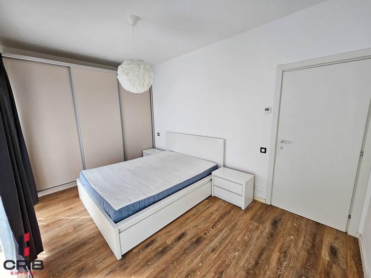 Apartament cu 2 camere semidecomandat, mobilat în Sisești