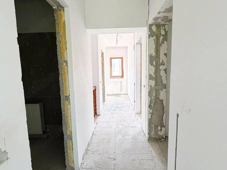 Casă cu 3 camere cu Teren 160 Mp în Pipera