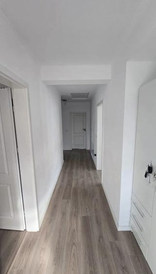 Casă individuală cu 4 camere cu Canalizare în Cetate