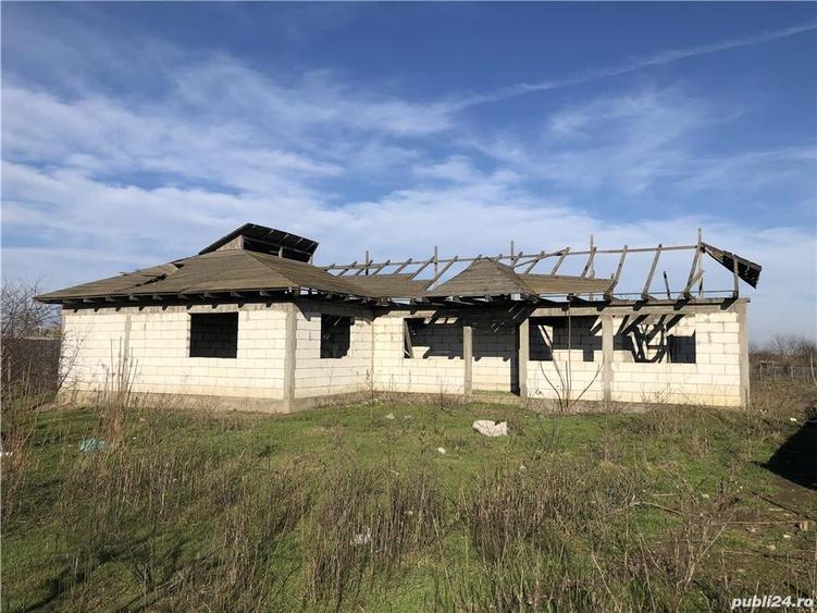 Casă cu 7 camere în Berteștii de Sus