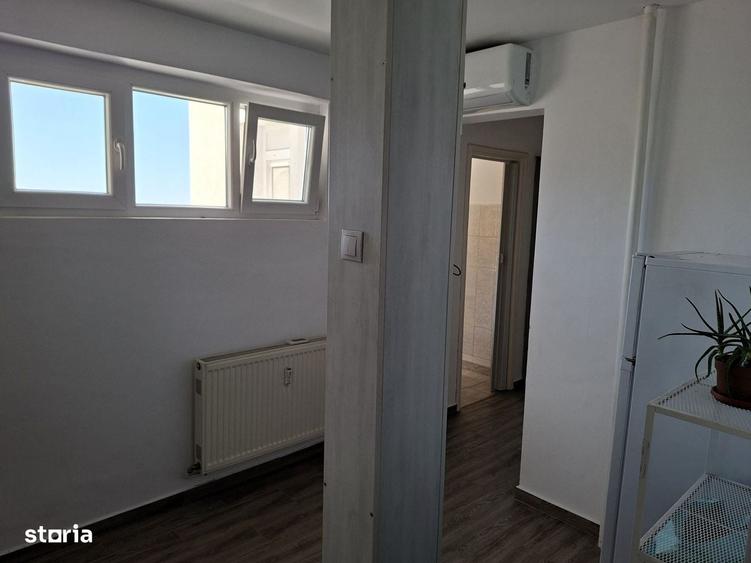 Apartament cu 2 camere decomandat în Est