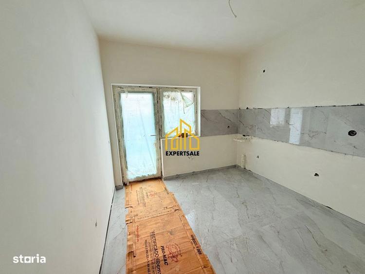 Casă cu 3 camere cu Teren 140 Mp în Central