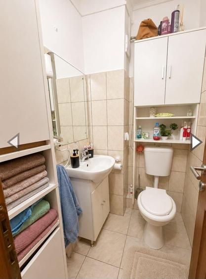 Apartament cu 3 camere decomandat în Iosia