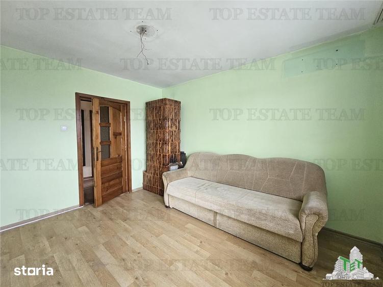 Casă cu 4 camere cu Teren 280 Mp în Central