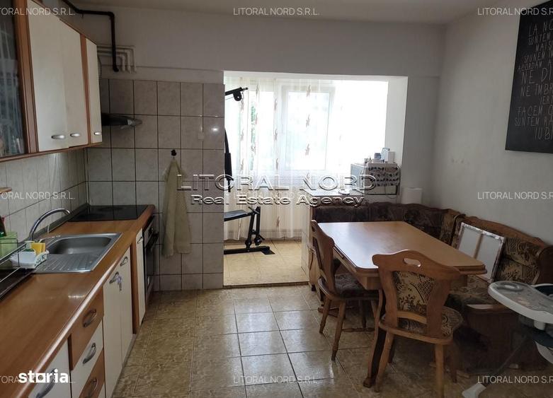 Apartament cu 2 camere decomandat în Poarta 6