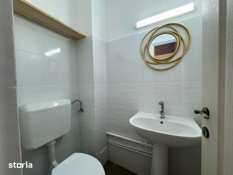 Apartament cu 3 camere decomandat în Mărăcineni