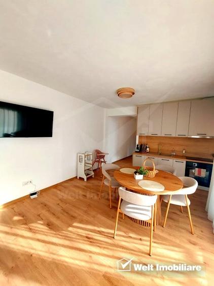 Apartament cu 3 camere semidecomandat, mobilat în Borhanci