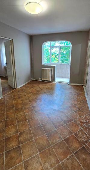 Apartament cu 2 camere nedecomandat în Alexandru cel Bun