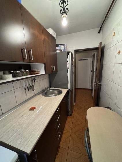 Apartament cu 2 camere semidecomandat în Malu Roșu