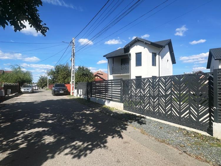 Casă individuală cu 5 camere cu Teren 500 Mp în Căpățânești