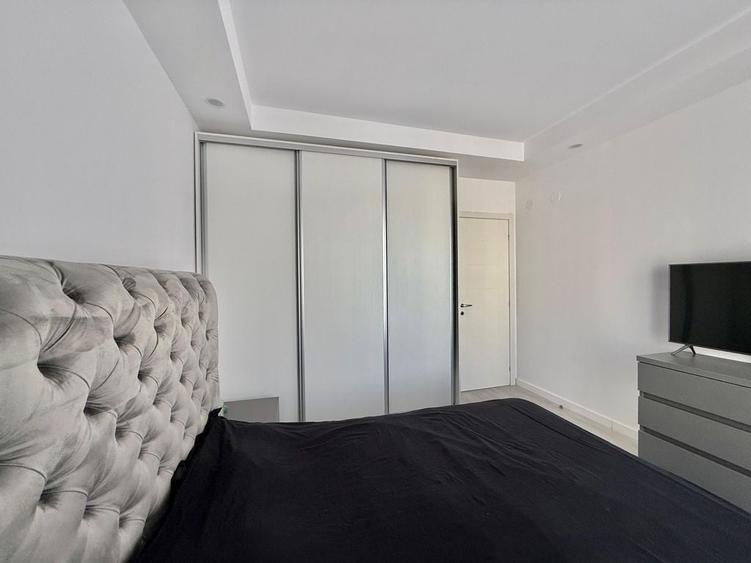 Apartament cu 2 camere semidecomandat în Ștefăneștii de Jos