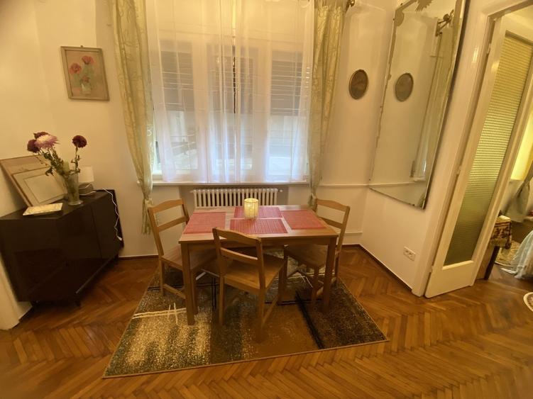 Apartament cu 3 camere semidecomandat, mobilat în Gara de Nord