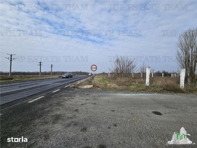 Teren de 28000 mp, în Hârșova