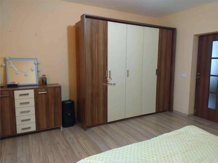 Doua Case In Curte Cenei La 28 Km De Timisoara - 9