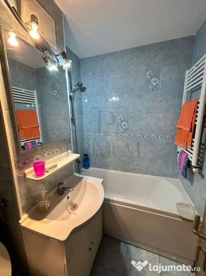 Apartament cu 2 camere decomandat în Dâmbovița