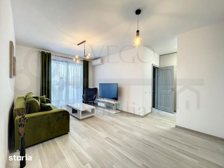 Apartament cu 3 camere, mobilat în Între Lacuri