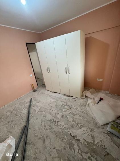 Apartament cu 3 camere în Tomis I