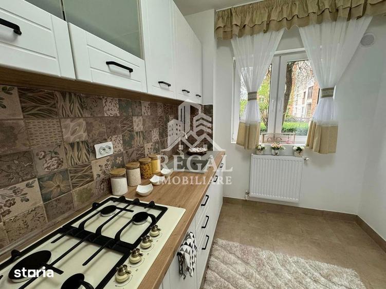 Apartament cu 2 camere decomandat, mobilat în Micro 4