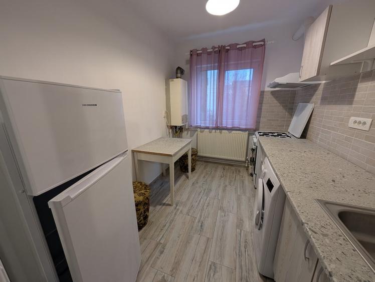 Apartament cu 2 camere decomandat în 9 Mai