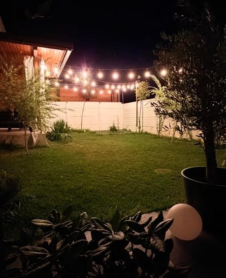 Casă individuală cu 4 camere cu Garaj în Tunari
