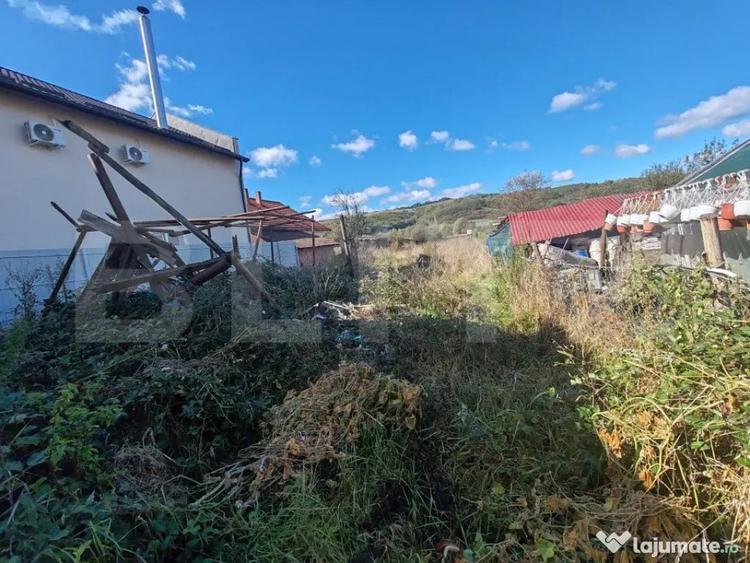 Casă cu 3 camere cu Teren 2600 Mp în Bălan