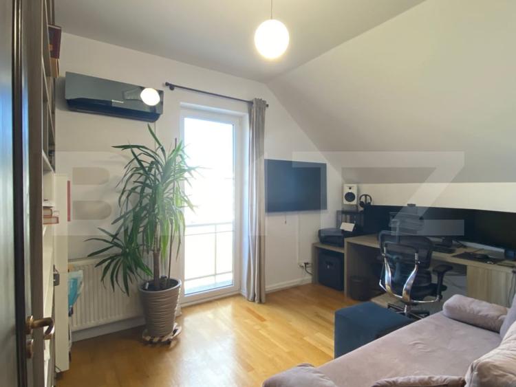 Apartament cu 4 camere decomandat, mobilat în Iris