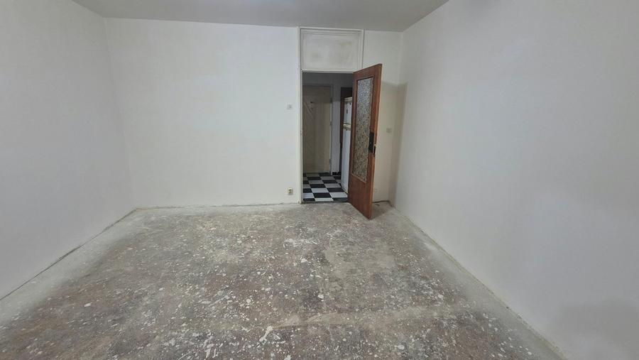 Garsonieră semidecomandată în Costin Georgian