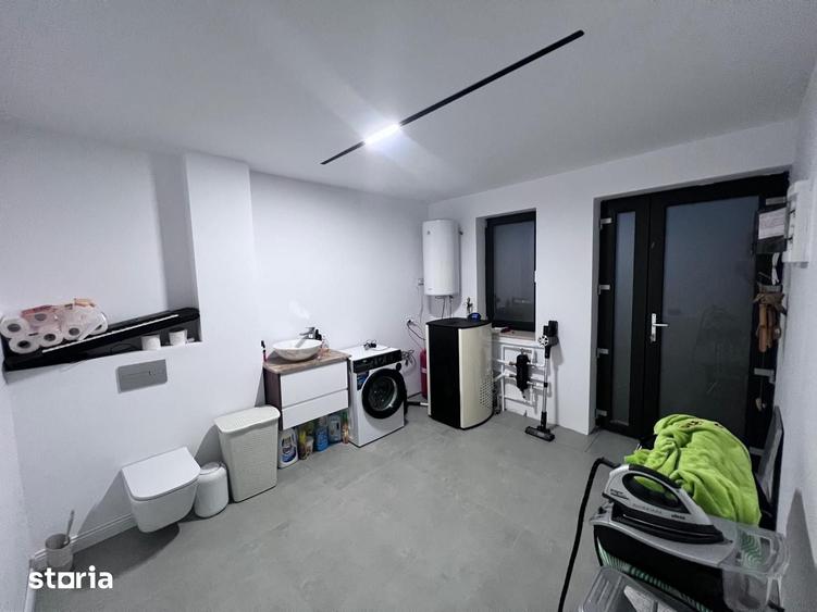 Casă cu 4 camere cu Teren 1000 Mp în Central